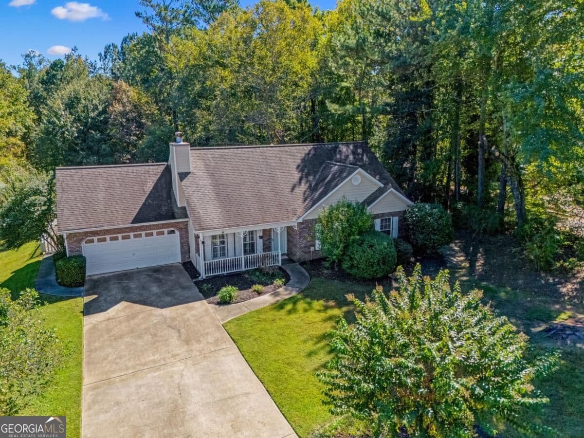 3 bedroom, 2 bathroom, 1,492 sq ft single family residence for sale at 415 Waverly Point Drive, Grayson, GA 30017 — photo 4