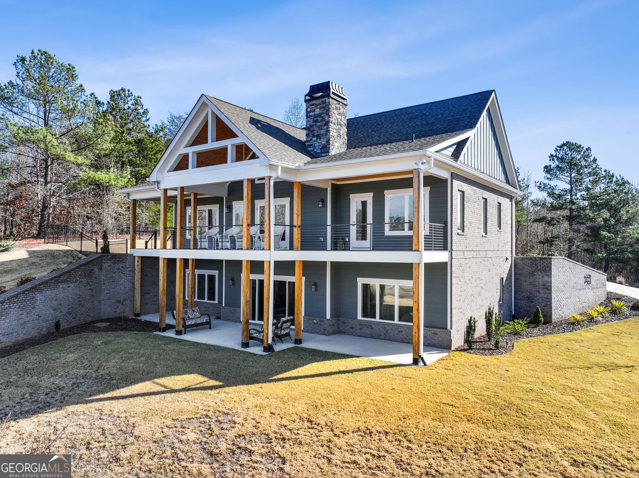 4 bedroom, 3.5 bathroom, 3,458 sq ft single family residence for sale at 1675 Currahee Club Drive, Toccoa, GA 30577 — photo 2