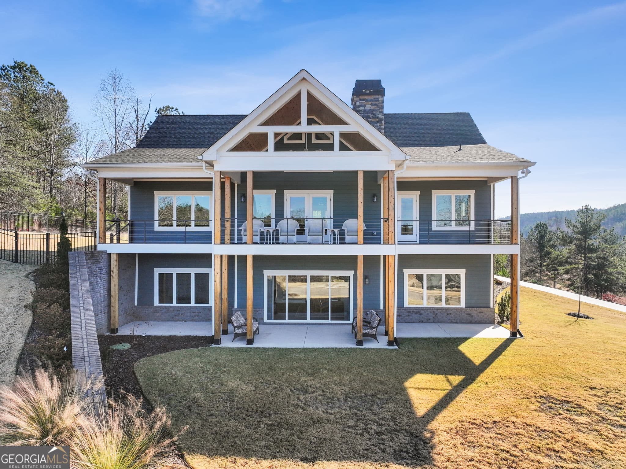 4 bedroom, 3.5 bathroom, 3,458 sq ft single family residence for sale at 1675 Currahee Club Drive, Toccoa, GA 30577 — photo 3