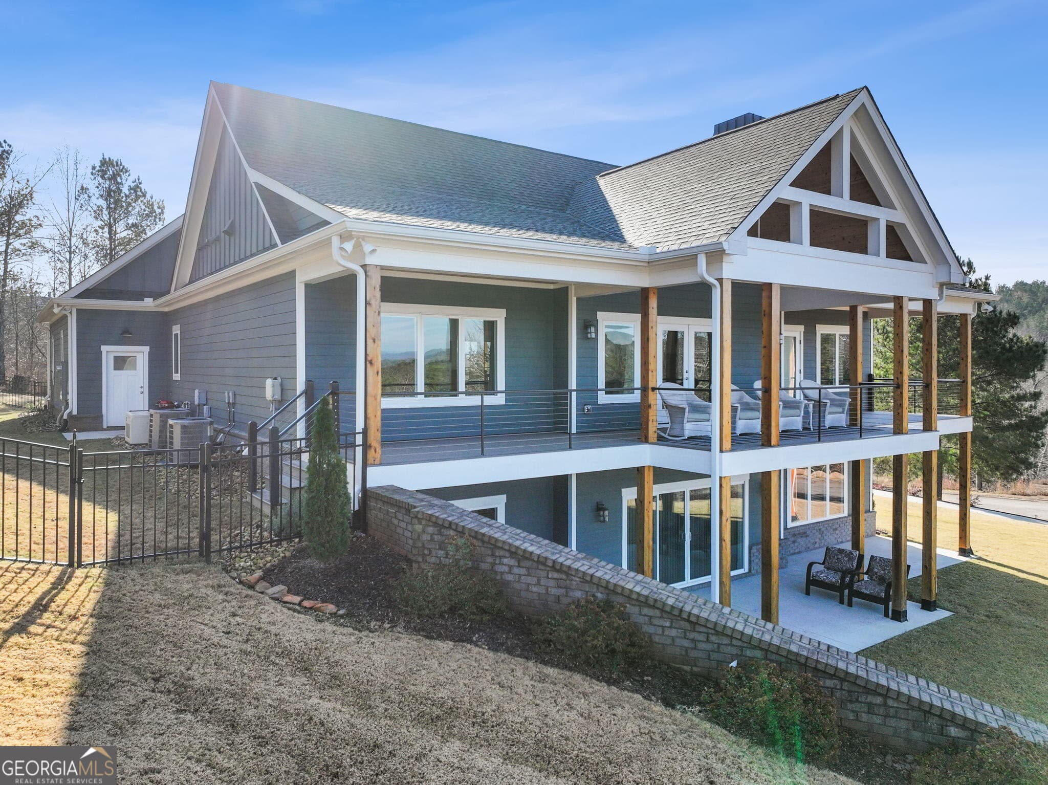 4 bedroom, 3.5 bathroom, 3,458 sq ft single family residence for sale at 1675 Currahee Club Drive, Toccoa, GA 30577 — photo 4