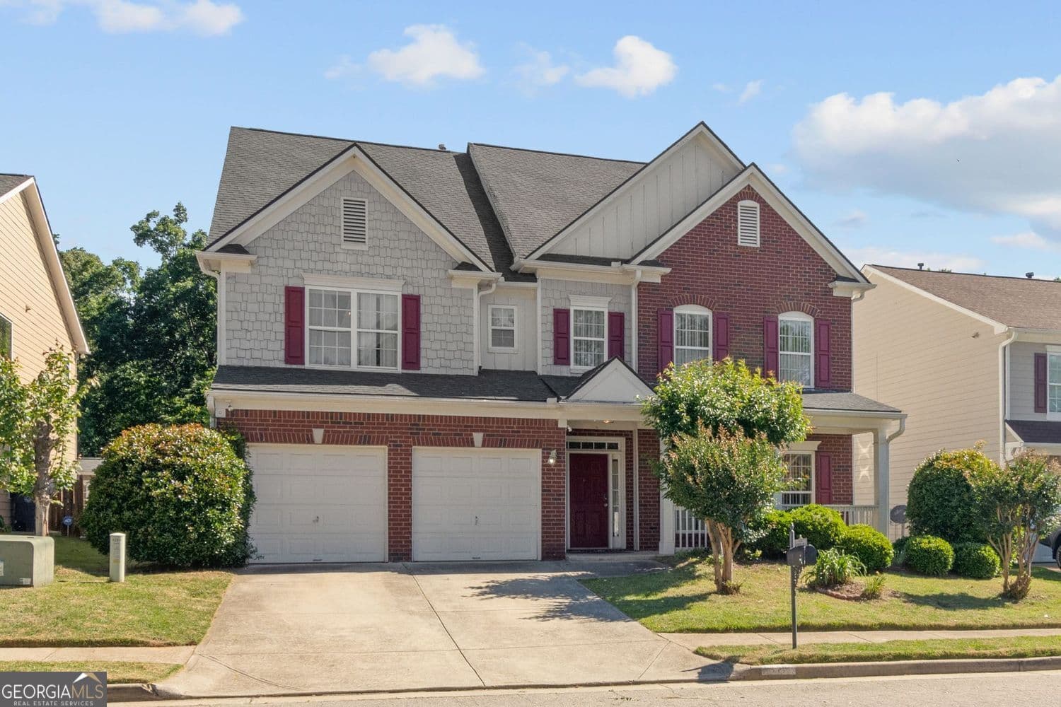 7 bedroom, 4 bathroom, 3,955 sq ft single family residence for sale at 4049 Amberleigh Trace, Gainesville, GA 30507 — photo 1 of 49