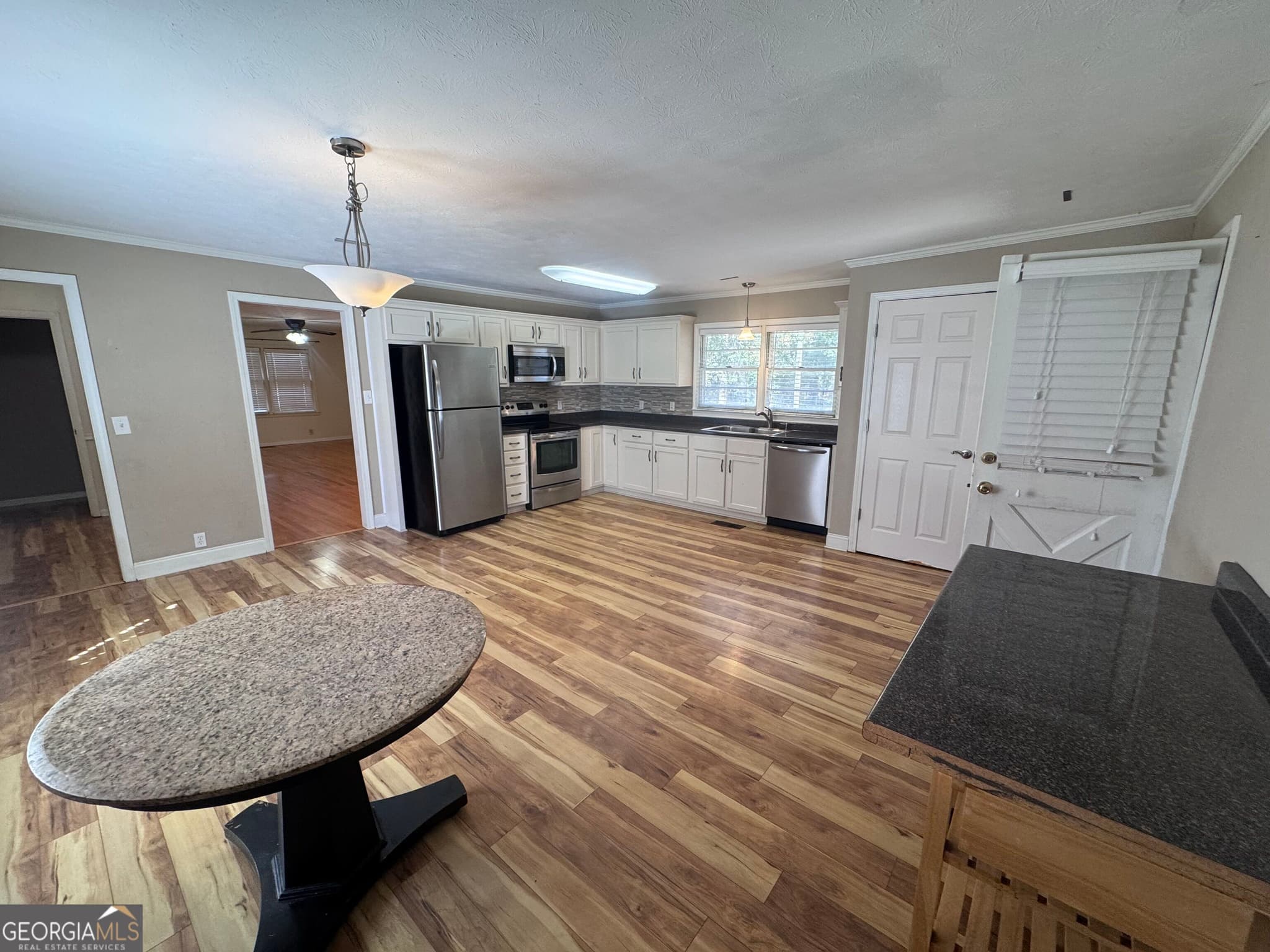 3 bedroom, 1.5 bathroom, 1,522 sq ft single family residence for rent at 403 Brookhaven Drive, Dublin, GA 31021 for $1,800 a month — photo 6