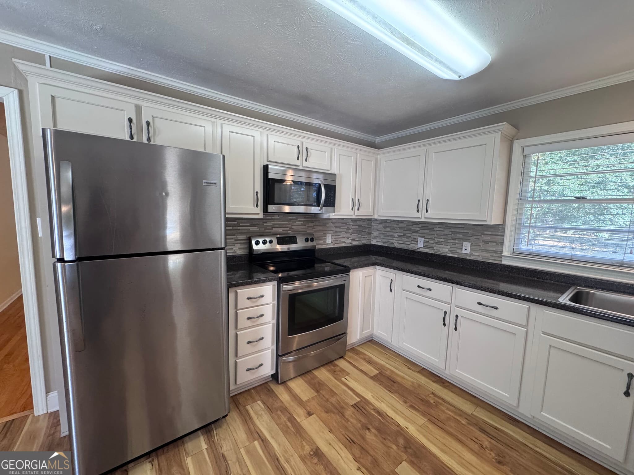 3 bedroom, 1.5 bathroom, 1,522 sq ft single family residence for rent at 403 Brookhaven Drive, Dublin, GA 31021 for $1,800 a month — photo 8