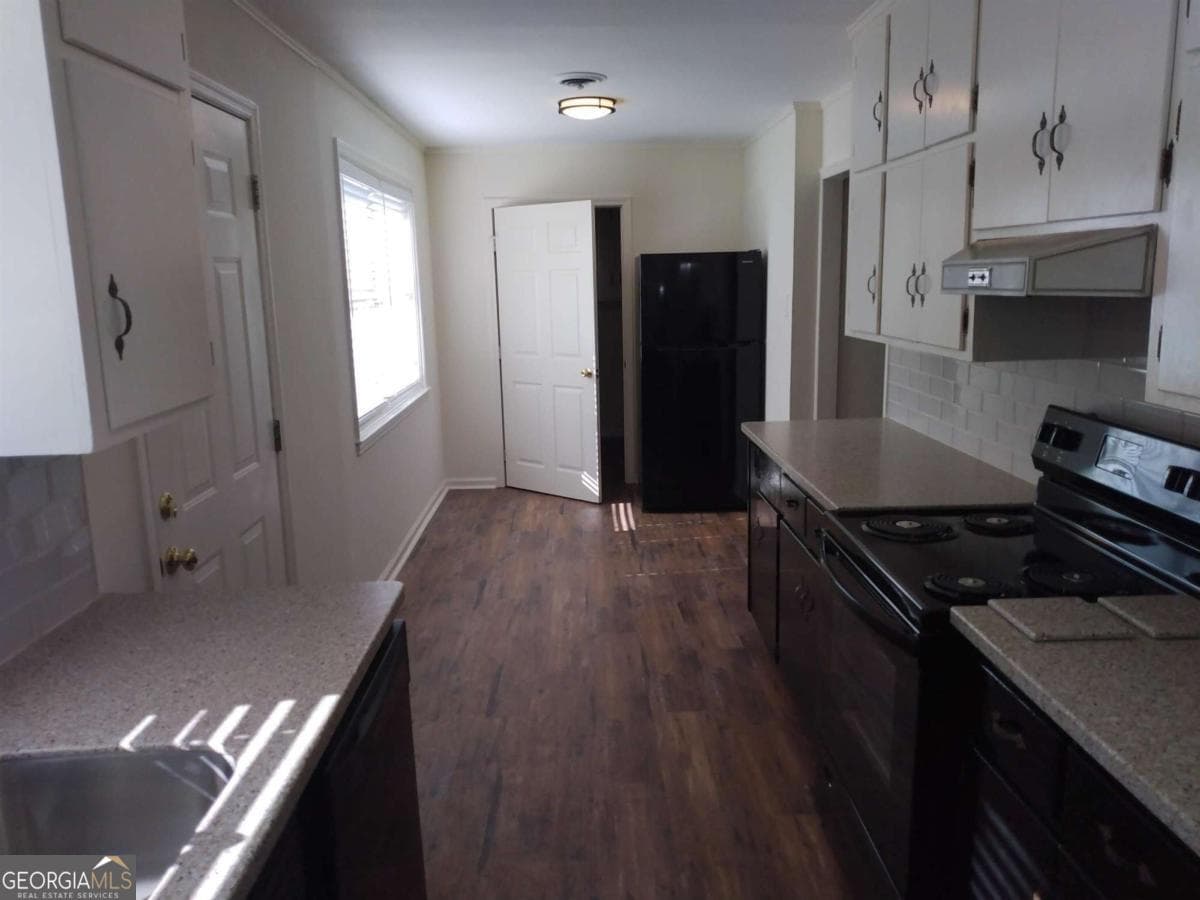 3 bedroom, 2 bathroom, 1,930 sq ft single family residence for rent at 5134 Indie Circle, Covington, GA 30014 for $2,500 a month — photo 2