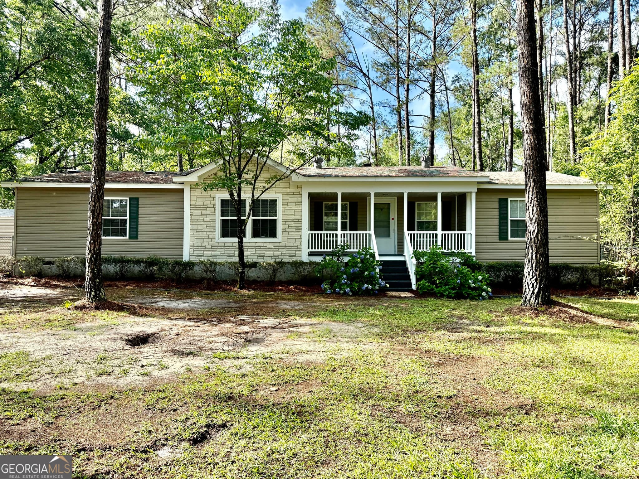 3 bedroom, 2 bathroom, 1,904 sq ft manufactured home,mobile home sold at 179 Creek Ridge Road, Claxton, GA 30417