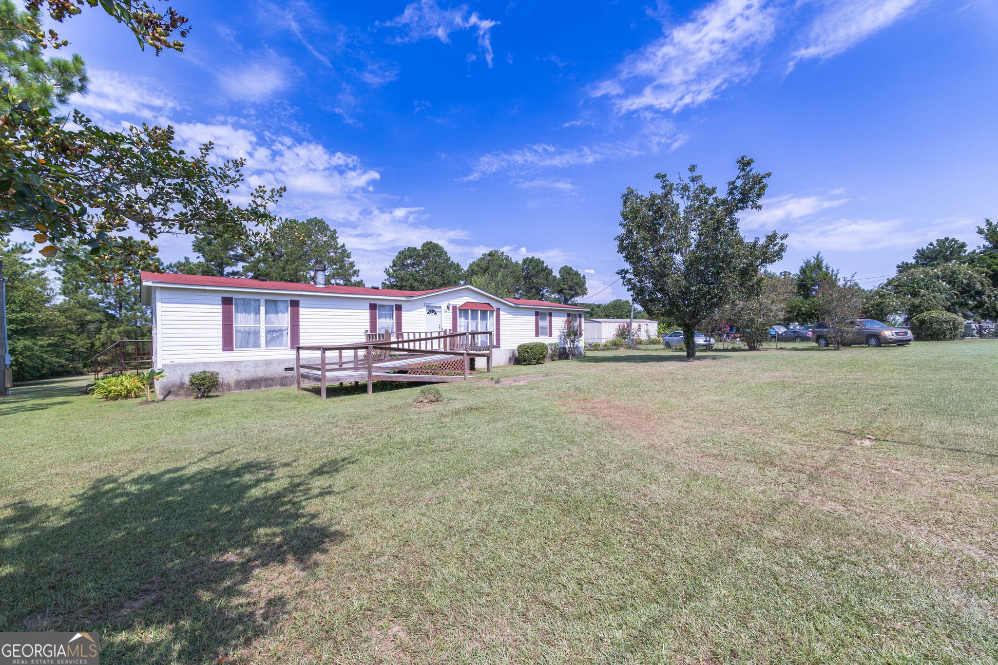3 bedroom, 2 bathroom, 1,848 sq ft single family residence for sale at 294 Pebble Hill Circle, Sylvester, GA 31791 — photo 3