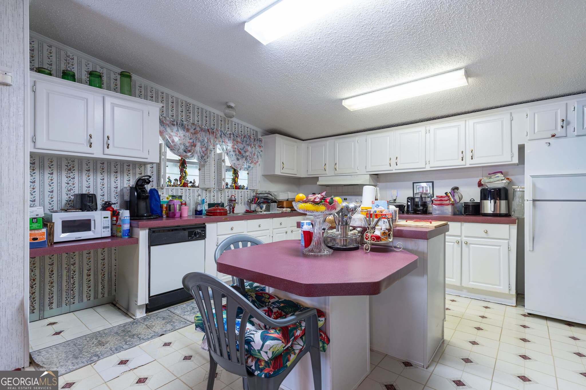 3 bedroom, 2 bathroom, 1,848 sq ft single family residence for sale at 294 Pebble Hill Circle, Sylvester, GA 31791 — photo 10