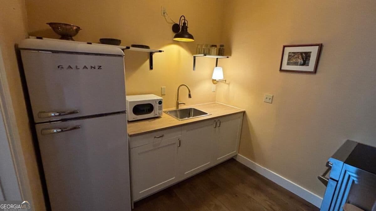 1 bedroom, 1 bathroom condominium for sale at 32 Peachtree Street 1602, Atlanta, GA 30303 — photo 5