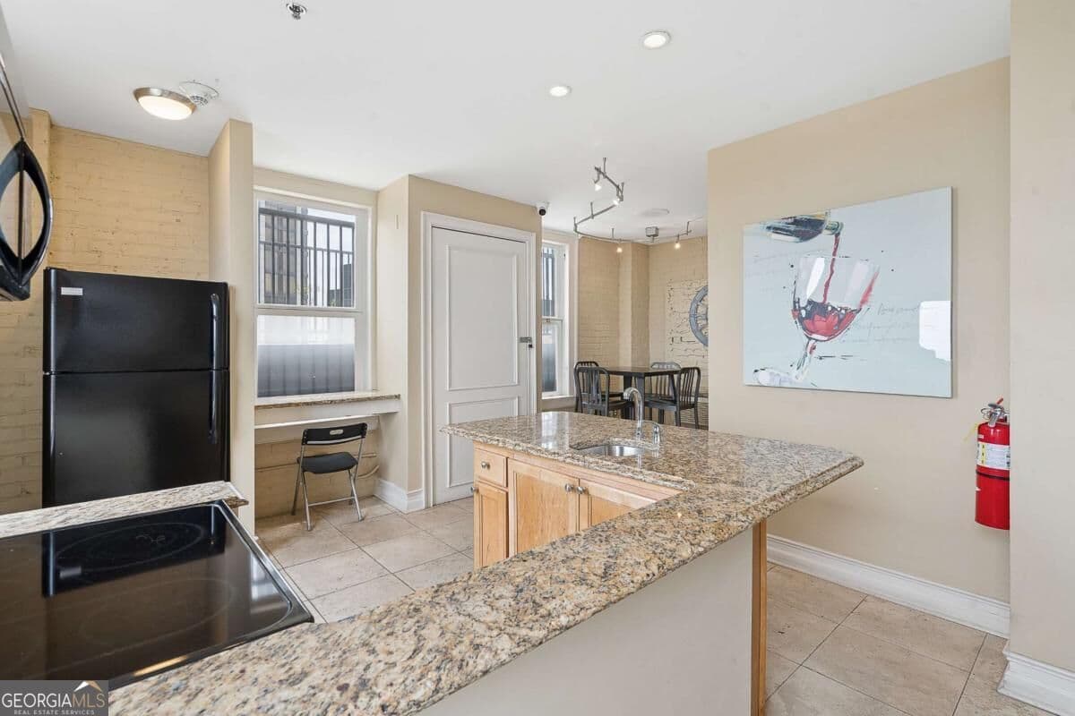 1 bedroom, 1 bathroom condominium for sale at 32 Peachtree Street 1602, Atlanta, GA 30303 — photo 10