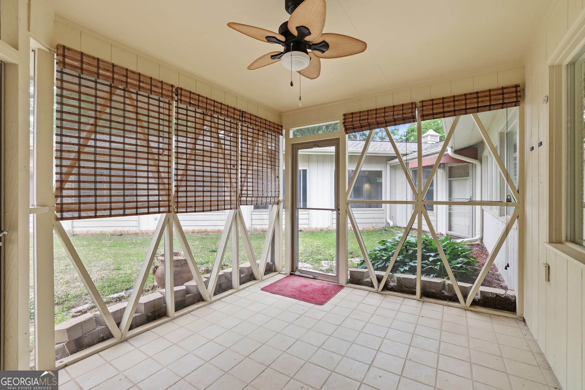 3 bedroom, 3 bathroom, 3,508 sq ft single family residence for sale at 31 Addington Court, Toccoa, GA 30577 — photo 2