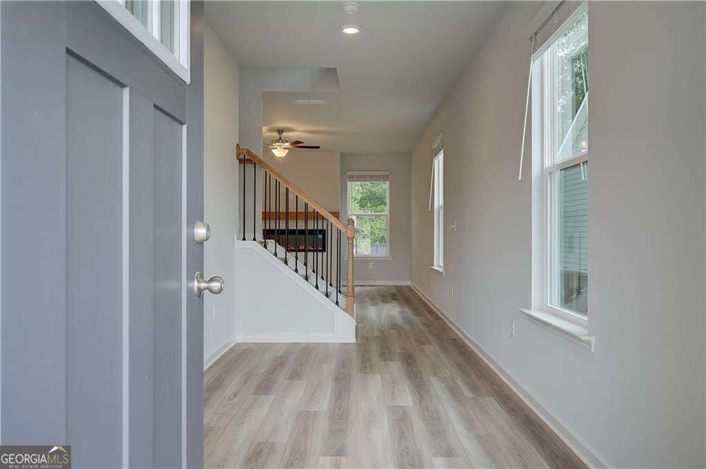 4 bedroom, 2.5 bathroom, 2,102 sq ft single family residence for sale at 330 Bedford Trace, Conyers, GA 30094 — photo 2