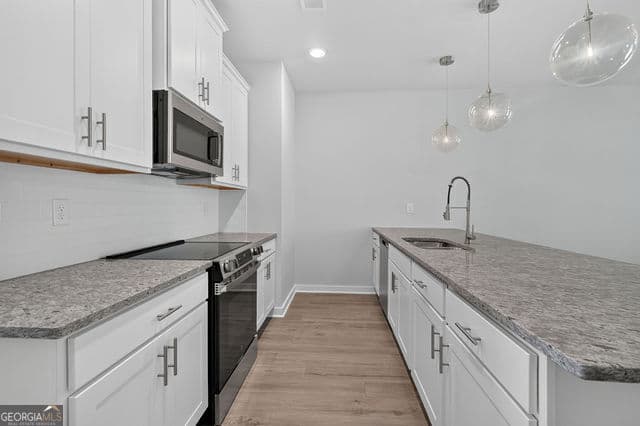 3 bedroom, 3 bathroom townhouse for sale at 230 Maddux Street LOT 14, Fayetteville, GA 30214 — photo 6