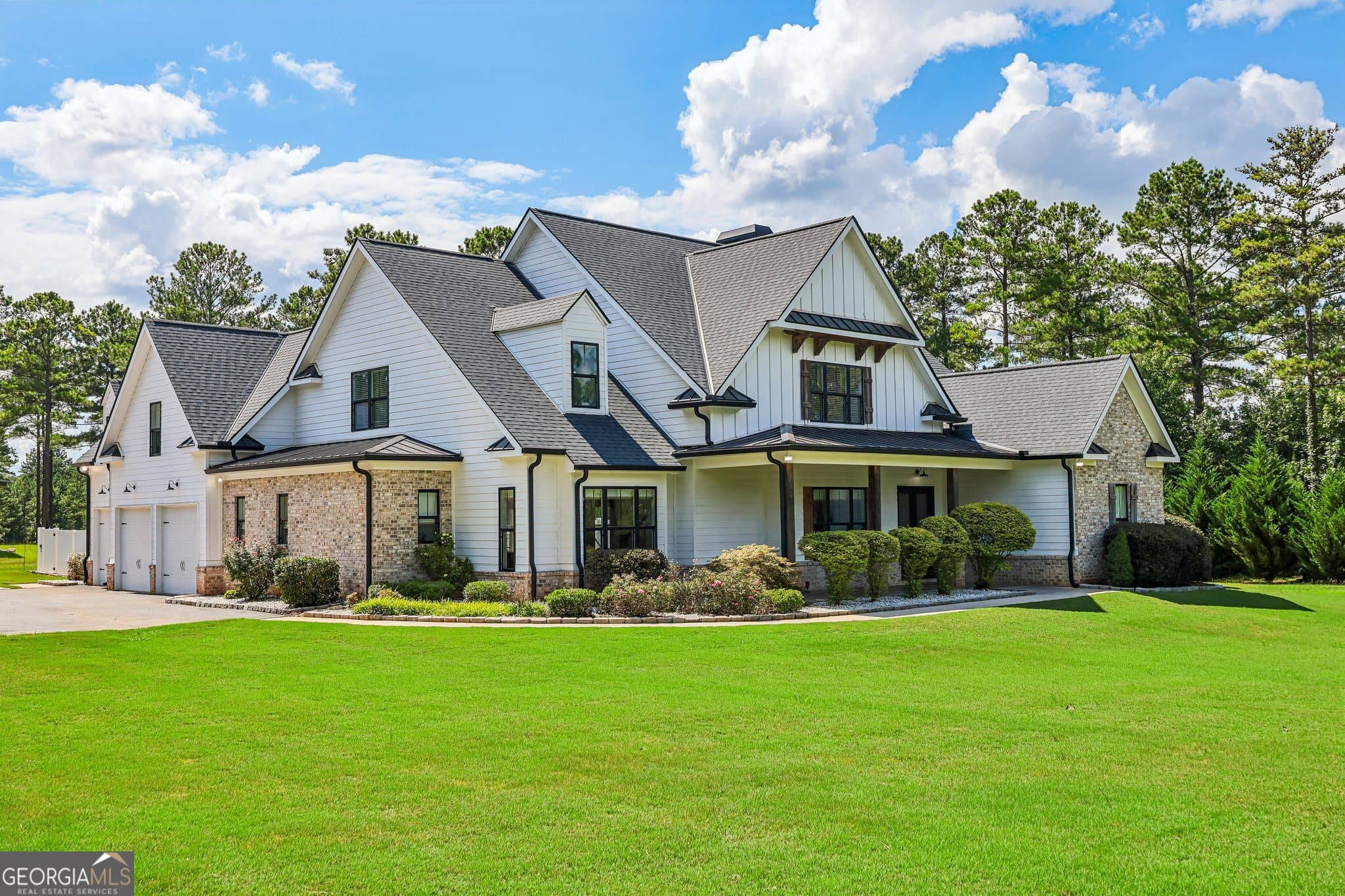 4 bedroom, 4.5 bathroom, 4,160 sq ft single family residence for sale at 1970 Smith Road, Forsyth, GA 31029 — photo 4