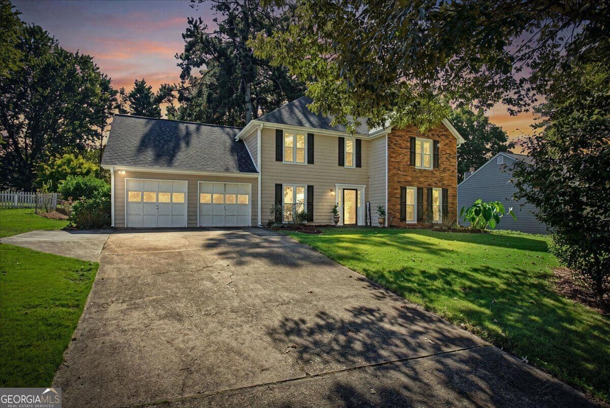 4 bedroom, 2.5 bathroom single family residence for sale at 5084 Williamsport Drive, Peachtree Corners, GA 30092 — photo 2