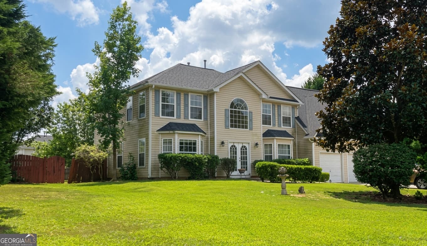 4 bedroom, 3 bathroom, 2,985 sq ft single family residence sold at 3005 Peach Blossom Trace, Conyers, GA 30013