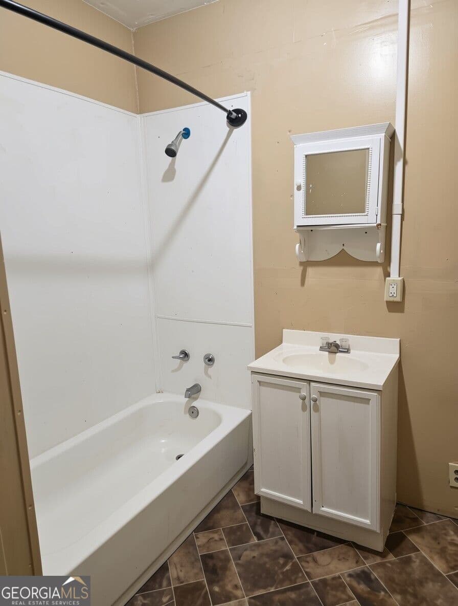 multi family,duplex for sale at 2827 Waverly Avenue, Columbus, GA 31904 — photo 6
