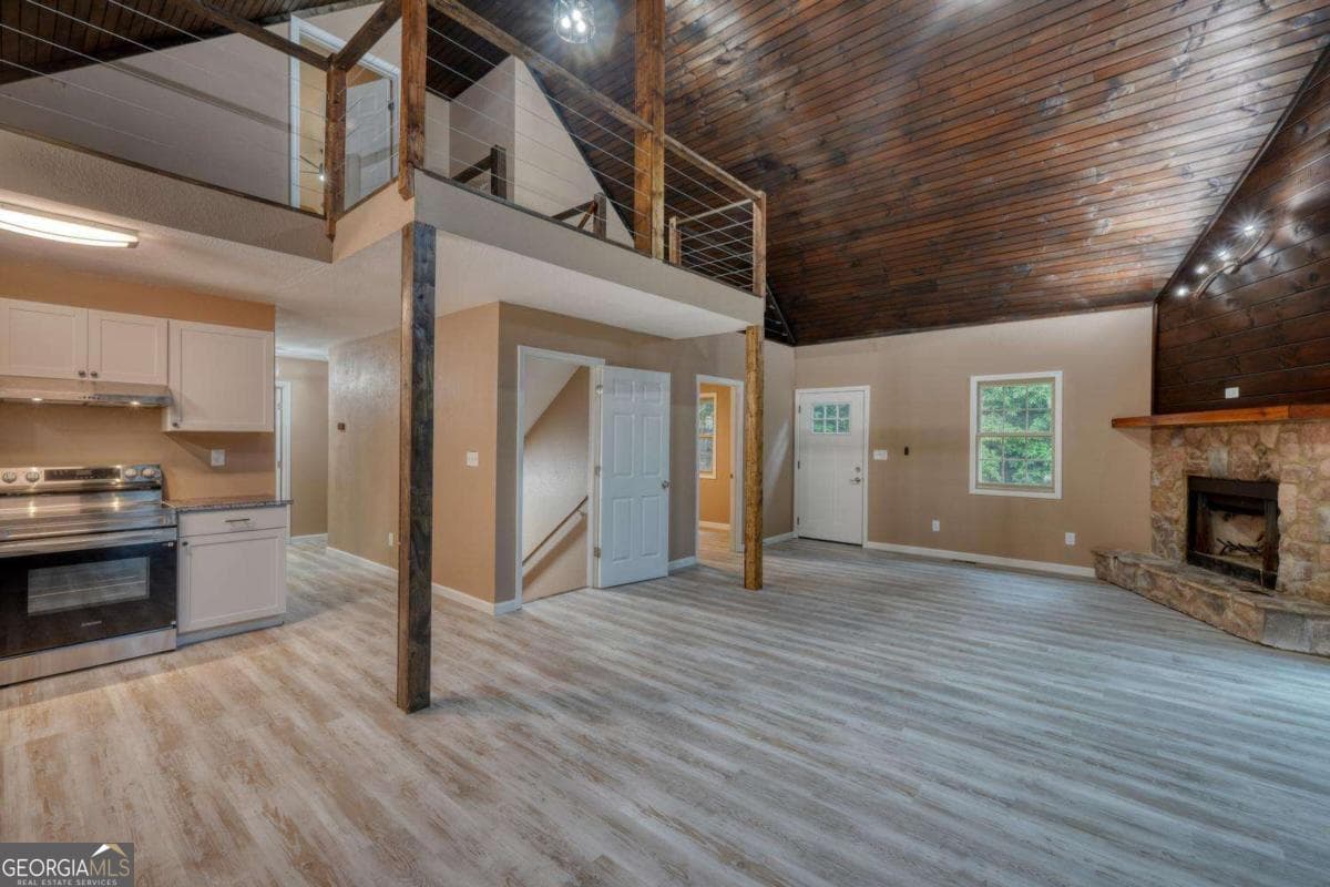 4 bedroom, 3 bathroom cabin,single family residence for sale at 125 Big Foot Lane, Blairsville, GA 30512 — photo 6