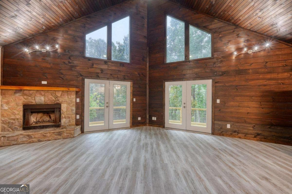 4 bedroom, 3 bathroom cabin,single family residence for sale at 125 Big Foot Lane, Blairsville, GA 30512 — photo 4