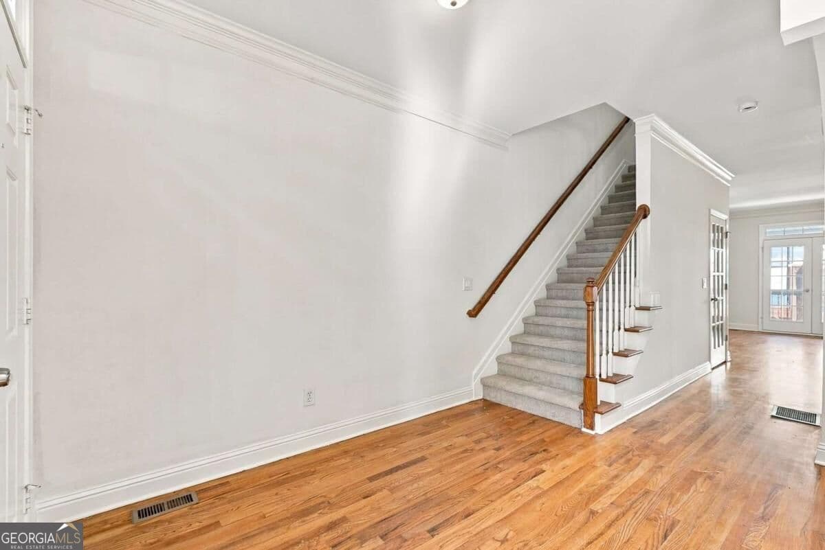 4 bedroom, 3.5 bathroom, 2,200 sq ft townhouse for sale at 4421 George David Way, Powder Springs, GA 30127 — photo 6