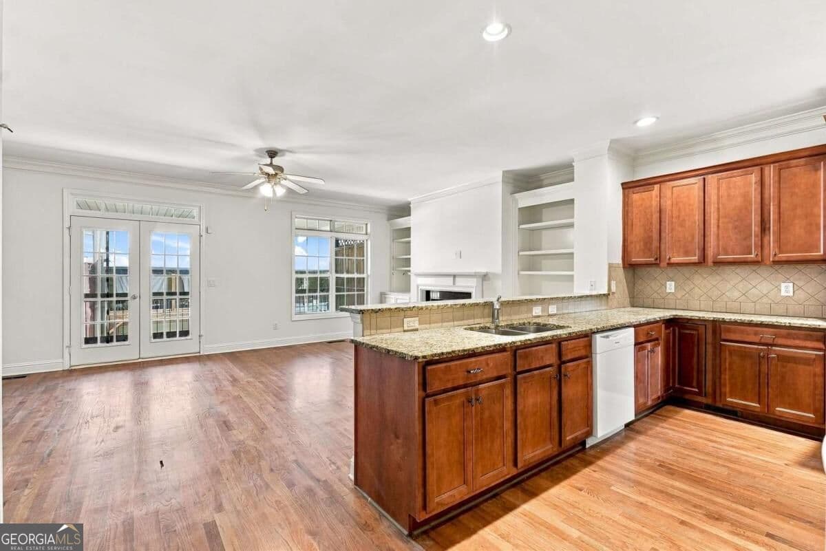 4 bedroom, 3.5 bathroom, 2,200 sq ft townhouse for sale at 4421 George David Way, Powder Springs, GA 30127 — photo 9