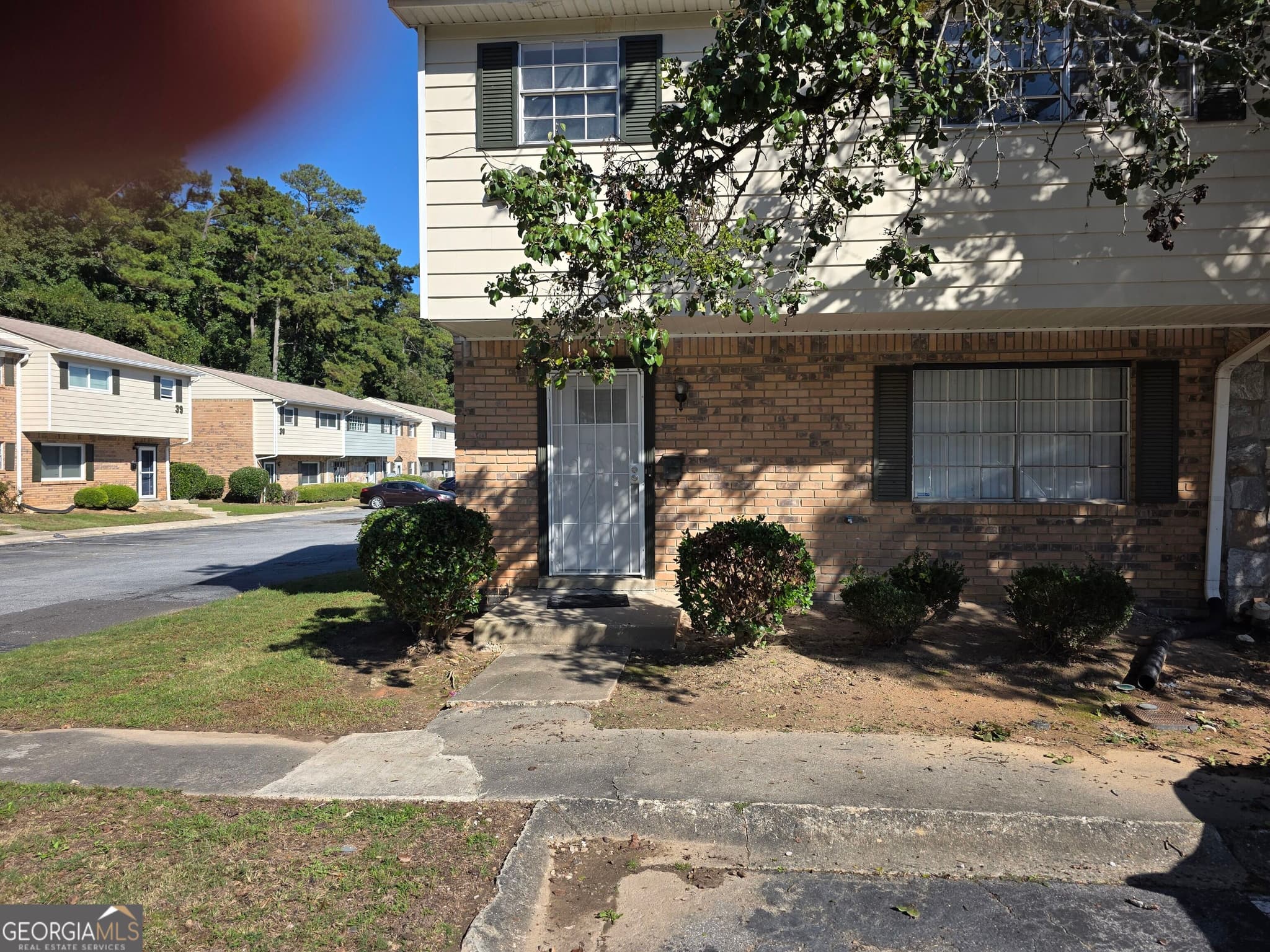 3 bedroom, 2.5 bathroom, 1,600 sq ft condominium for sale at 4701 Flat Shoals Road 49A, Union City, GA 30291