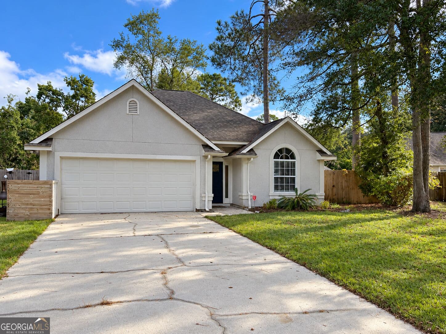 3 bedroom, 2 bathroom, 1,394 sq ft single family residence for rent at 113 Elliott Way, St. Marys, GA 31558 for $1,950 a month — photo 2
