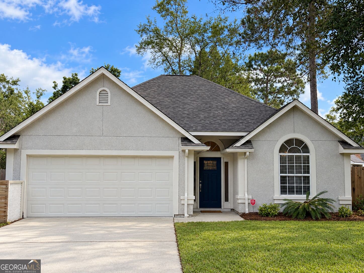 3 bedroom, 2 bathroom, 1,394 sq ft single family residence for rent at 113 Elliott Way, St. Marys, GA 31558 for $1,950 a month
