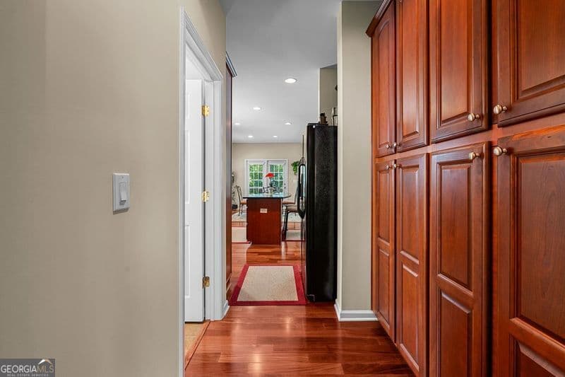 5 bedroom, 4 bathroom, 3,661 sq ft single family residence for sale at 15 Stonebridge Boulevard, Newnan, GA 30265 — photo 8