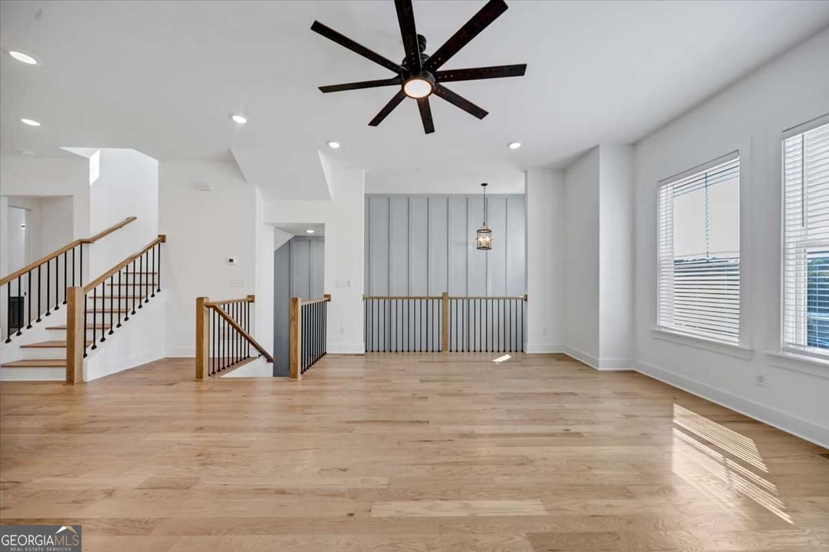 3 bedroom, 3.5 bathroom, 2,700 sq ft townhouse for sale at 237 W Marietta Street, Canton, GA 30114 — photo 10