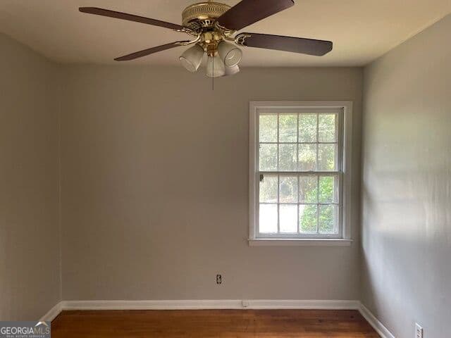3 bedroom, 2 bathroom, 1,025 sq ft single family residence for sale at 4702 Elkan Avenue, Macon, GA 31210 — photo 6