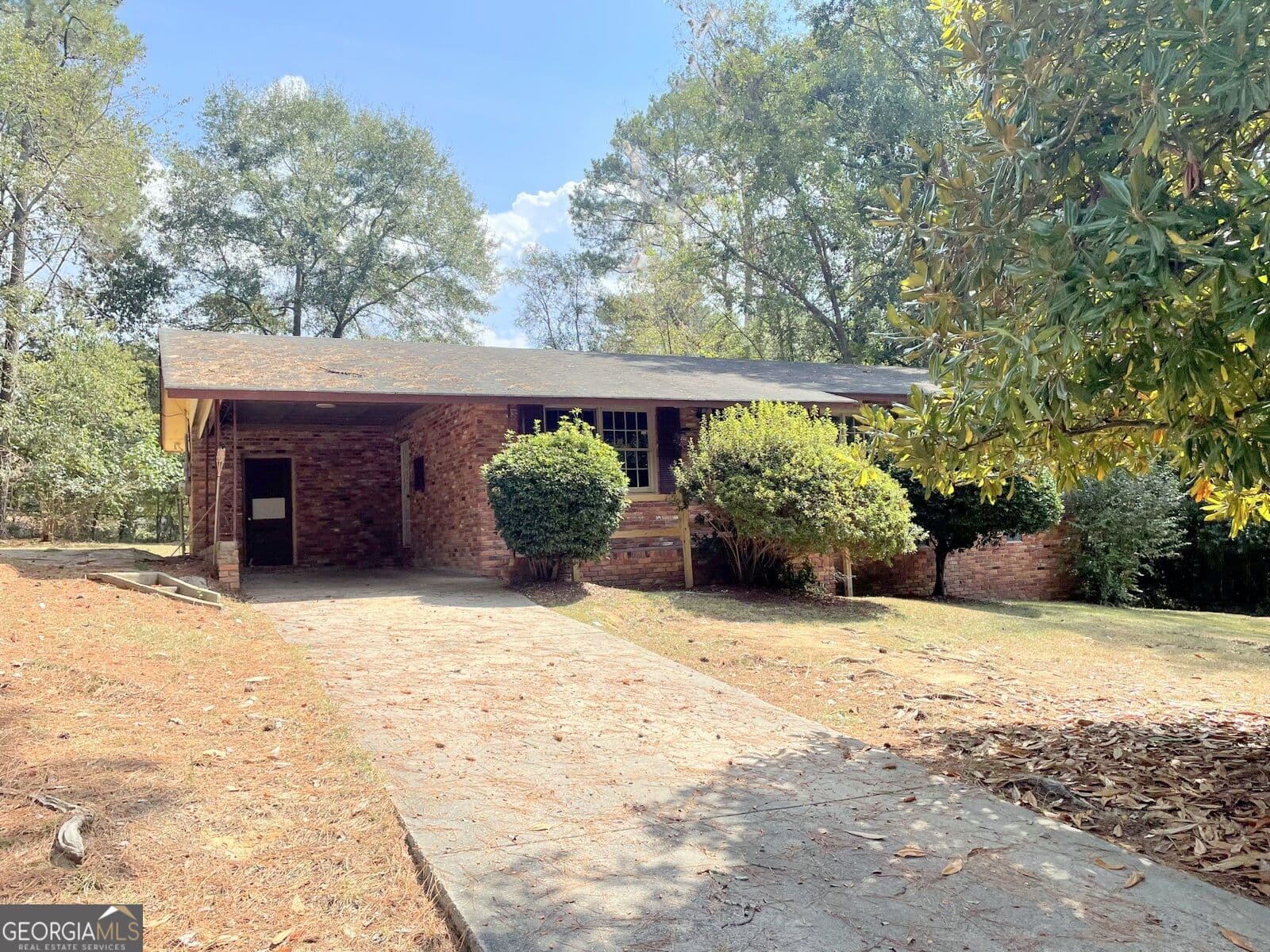 3 bedroom, 2 bathroom, 1,025 sq ft single family residence for sale at 4702 Elkan Avenue, Macon, GA 31210 — photo 1 of 13