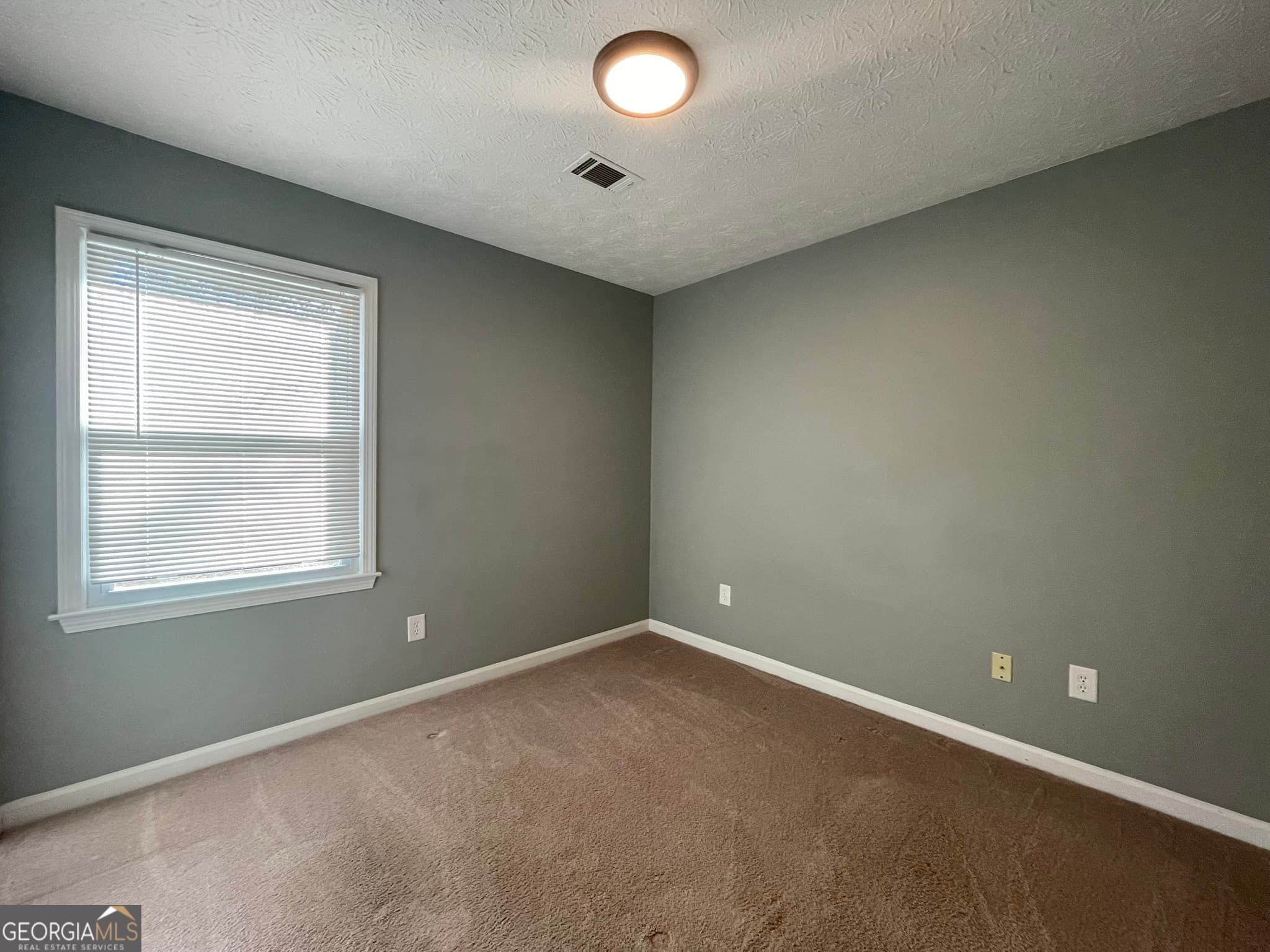4 bedroom, 2 bathroom, 1,968 sq ft single family residence for rent at 3076 Mill Falls Court, Duluth, GA 30097 for $2,200 a month — photo 10