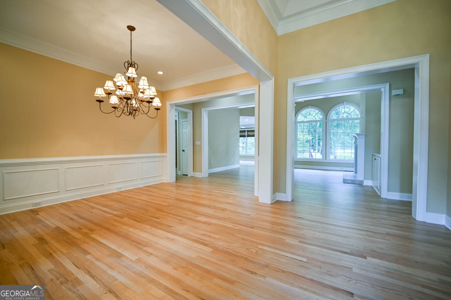 5 bedroom, 4.5 bathroom, 5,567 sq ft single family residence under contract at 105 Meadow Trail, Social Circle, GA 30025 — photo 7