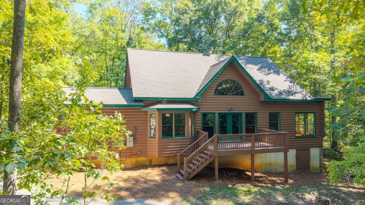 3 bedroom, 4 bathroom, 2,224 sq ft cabin,single family residence for sale at 857 Talking Rock Falls, Jasper, GA 30143