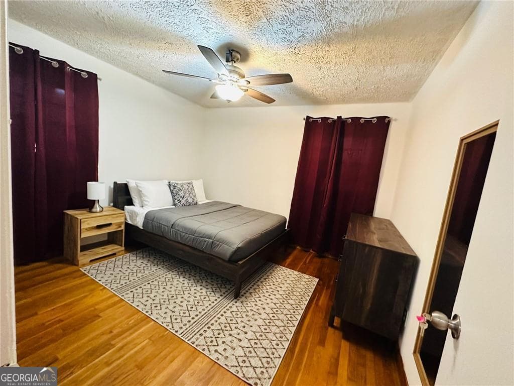 5 bedroom, 3.5 bathroom, 1,938 sq ft single family residence for rent at 6441 Dunmoor Drive, Jonesboro, GA 30236 for $2,500 a month — photo 9