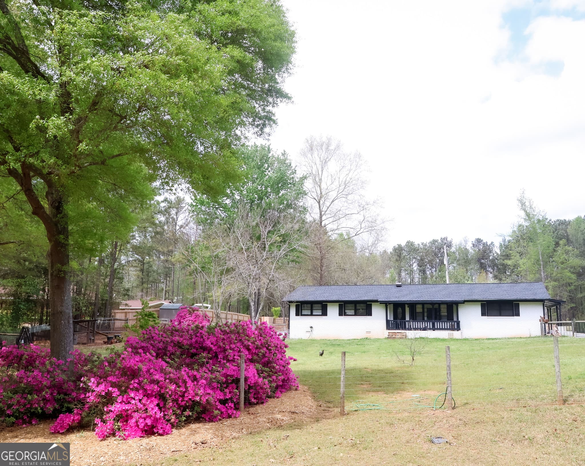 4 bedroom, 3 bathroom, 2,000 sq ft single family residence for sale at 1965 Bethlehem Church Road, Grantville, GA 30220 — photo 2