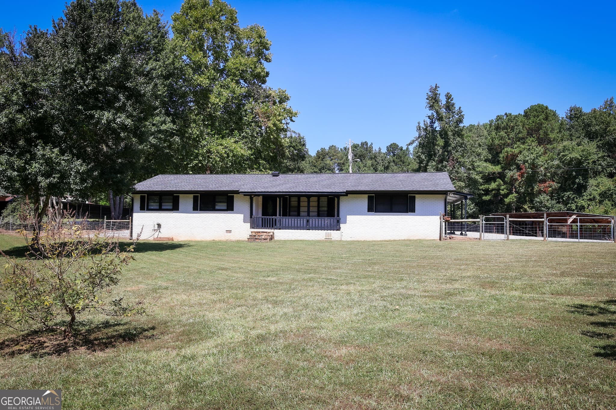 4 bedroom, 3 bathroom, 2,000 sq ft single family residence for sale at 1965 Bethlehem Church Road, Grantville, GA 30220 — photo 3