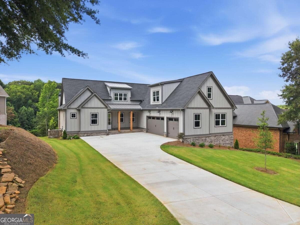 4 bedroom, 3.5 bathroom, 3,100 sq ft single family residence for sale at 1973 Duncans Mill Lane, Jefferson, GA 30549 — photo 2