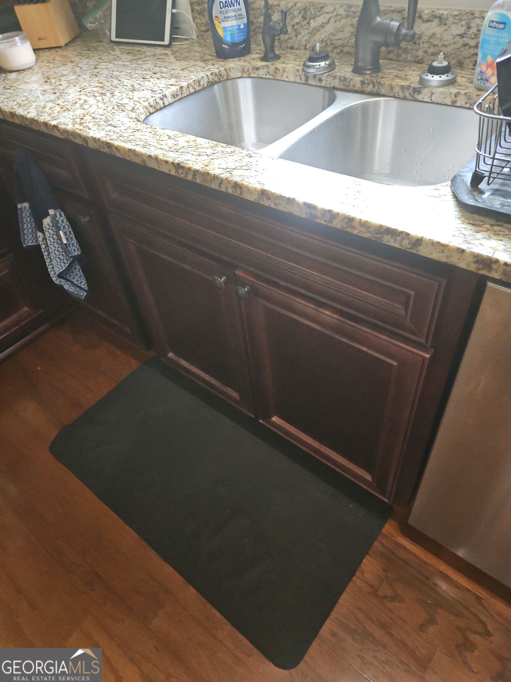 4 bedroom, 3 bathroom, 2,988 sq ft single family residence for sale at 511 Tradition Place, Lagrange, GA 30241 — photo 4