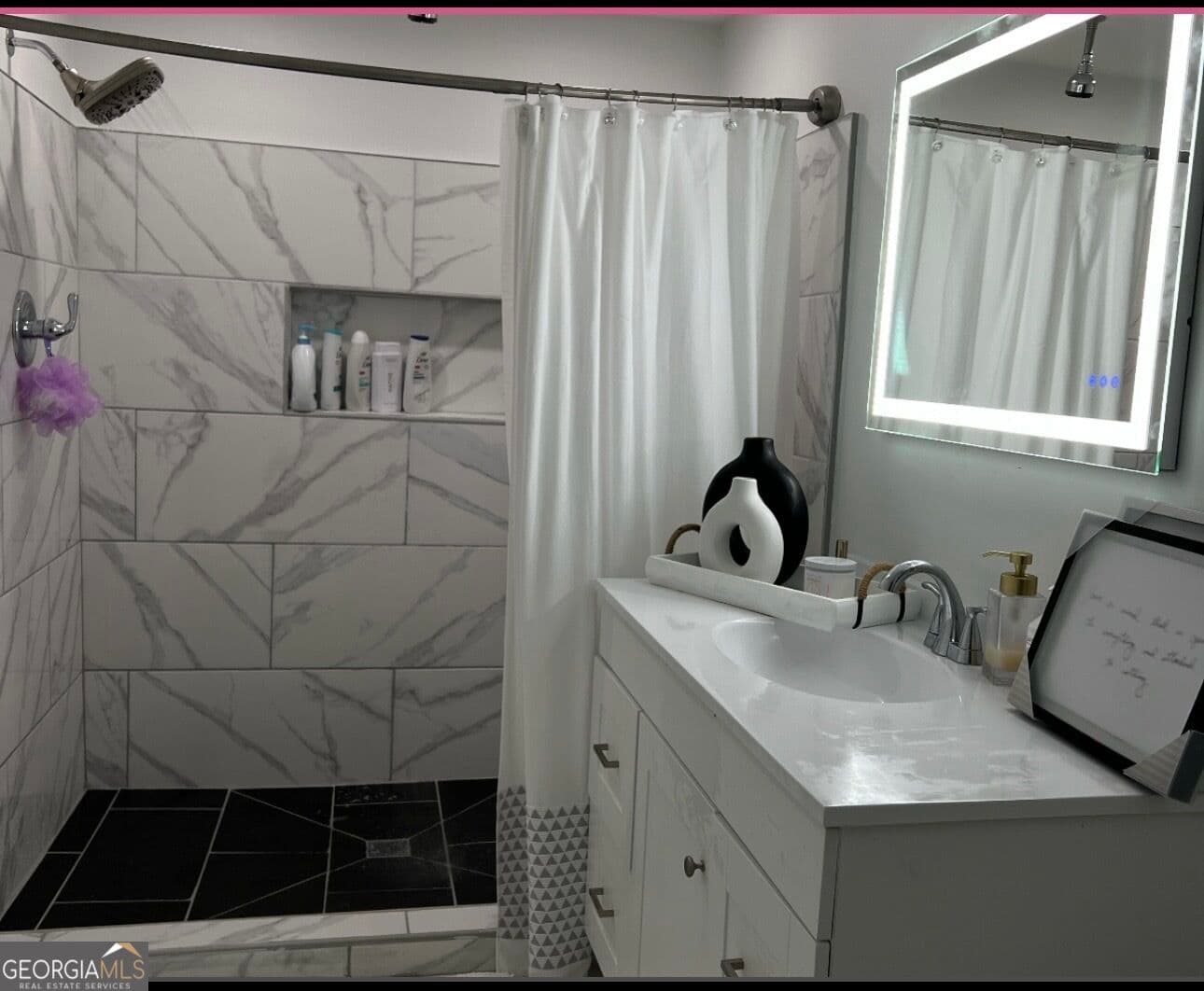 2 bedroom, 1 bathroom, 3,814 sq ft single family residence for rent at 6333 Robins Trace, Stone Mountain, GA 30087 for $2,000 a month — photo 7
