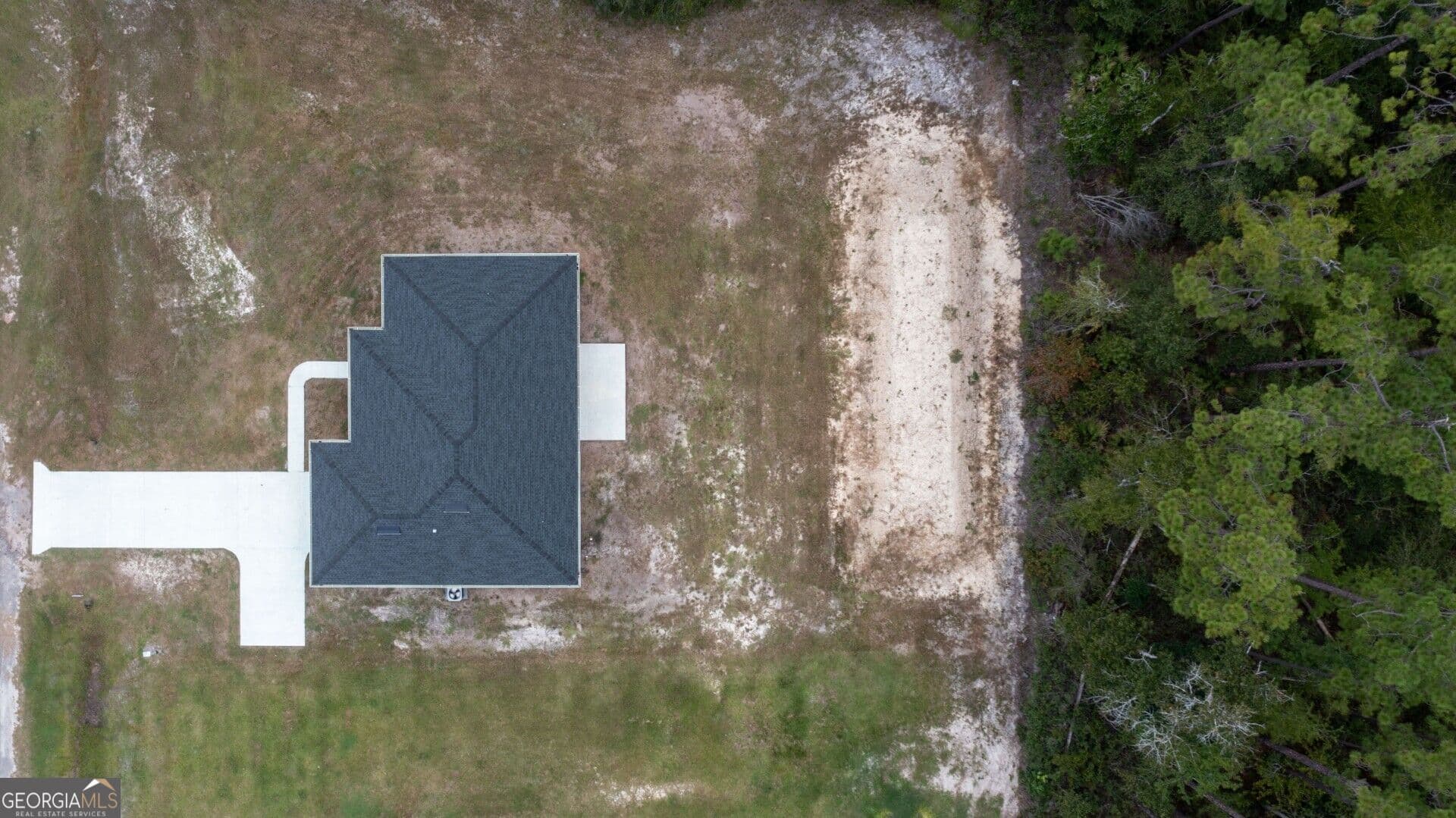 3 bedroom, 2 bathroom, 1,500 sq ft single family residence under contract at 176 Jenny Court LOT 16, Folkston, GA 31537 — photo 4