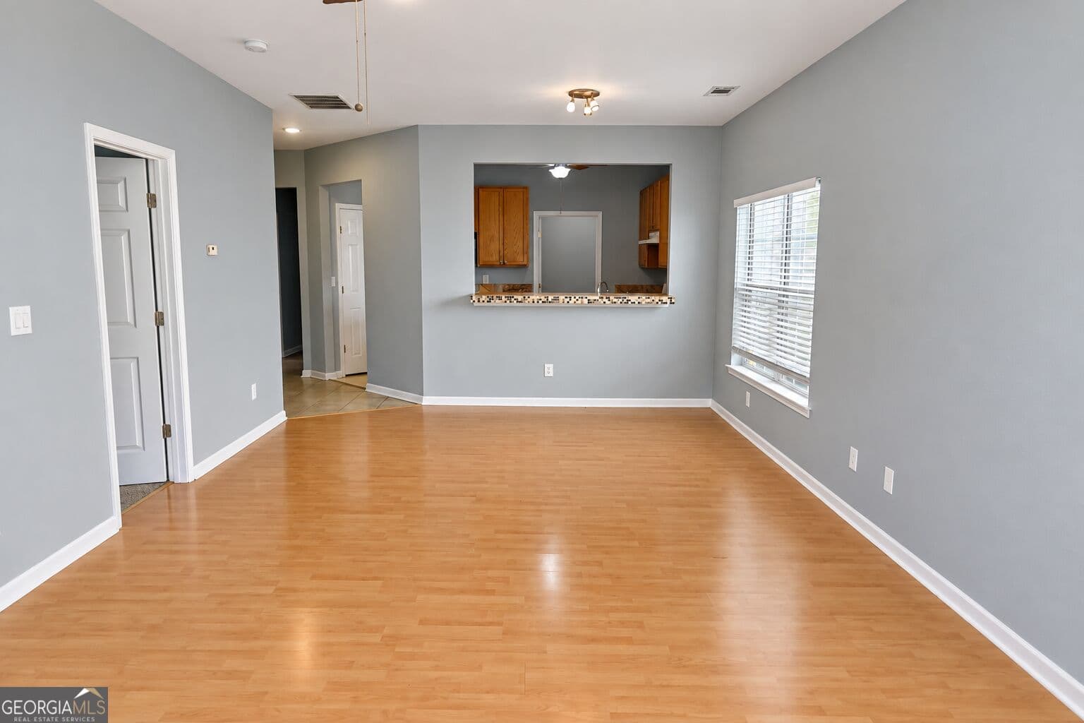 3 bedroom, 2 bathroom single family residence for rent at 1563 Rachels Ridge, Kennesaw, GA 30152 for $2,100 a month — photo 4