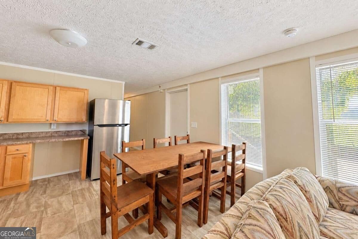 3 bedroom, 2 bathroom, 953 sq ft manufactured home,single family residence for rent at 203 Sloan Street, St. Marys, GA 31558 for $1,500 a month — photo 8