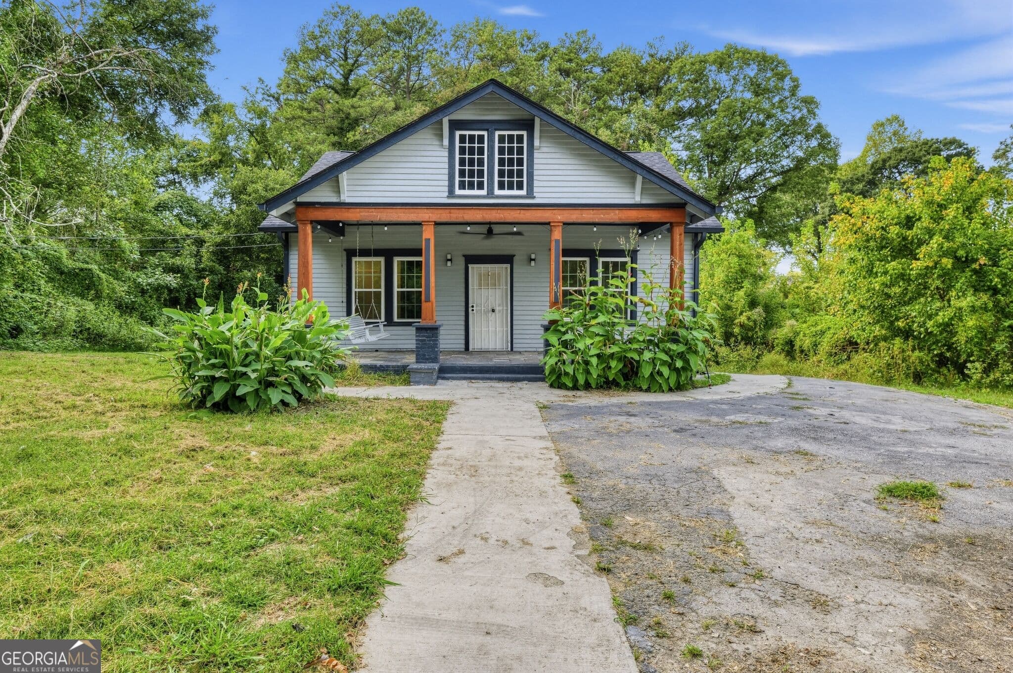 3 bedroom, 2.5 bathroom, 1,716 sq ft single family residence for rent at 1838 Moore Street, Atlanta, GA 30318 for $2,750 a month — photo 4