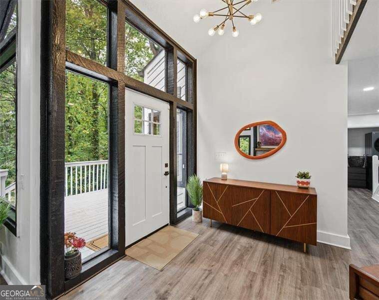 5 bedroom, 3 bathroom, 3,665 sq ft single family residence for sale at 2215 Carlyle Drive, Marietta, GA 30062 — photo 2