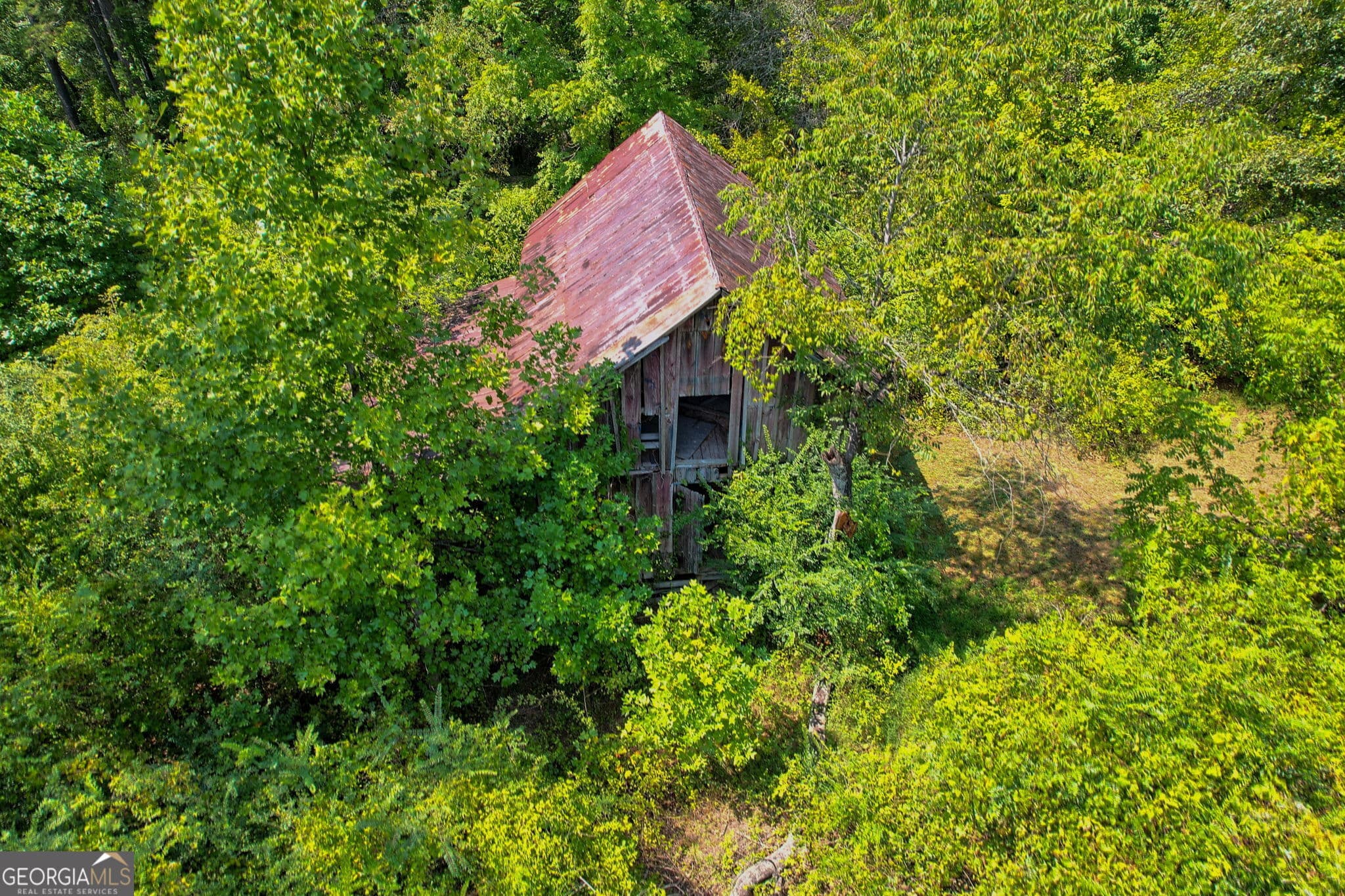 2 bedroom, 2 bathroom, 2,365 sq ft farm for sale at 23 Tanglewood Lane, Lakemont, GA 30552 — photo 3