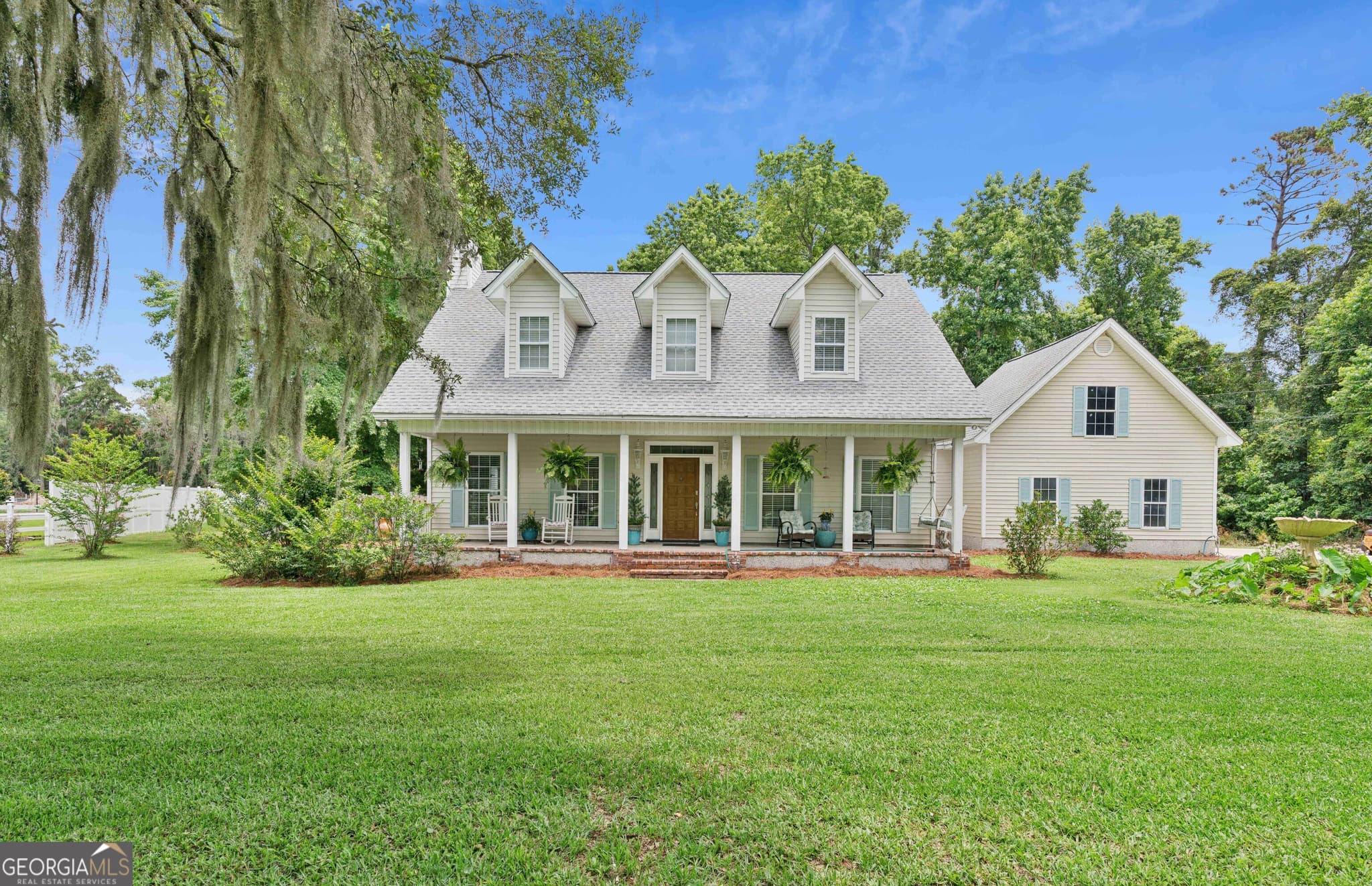 5 bedroom, 2.5 bathroom, 2,523 sq ft single family residence for sale at 112 Burns Landing, St. Simons, GA 31522 — photo 5