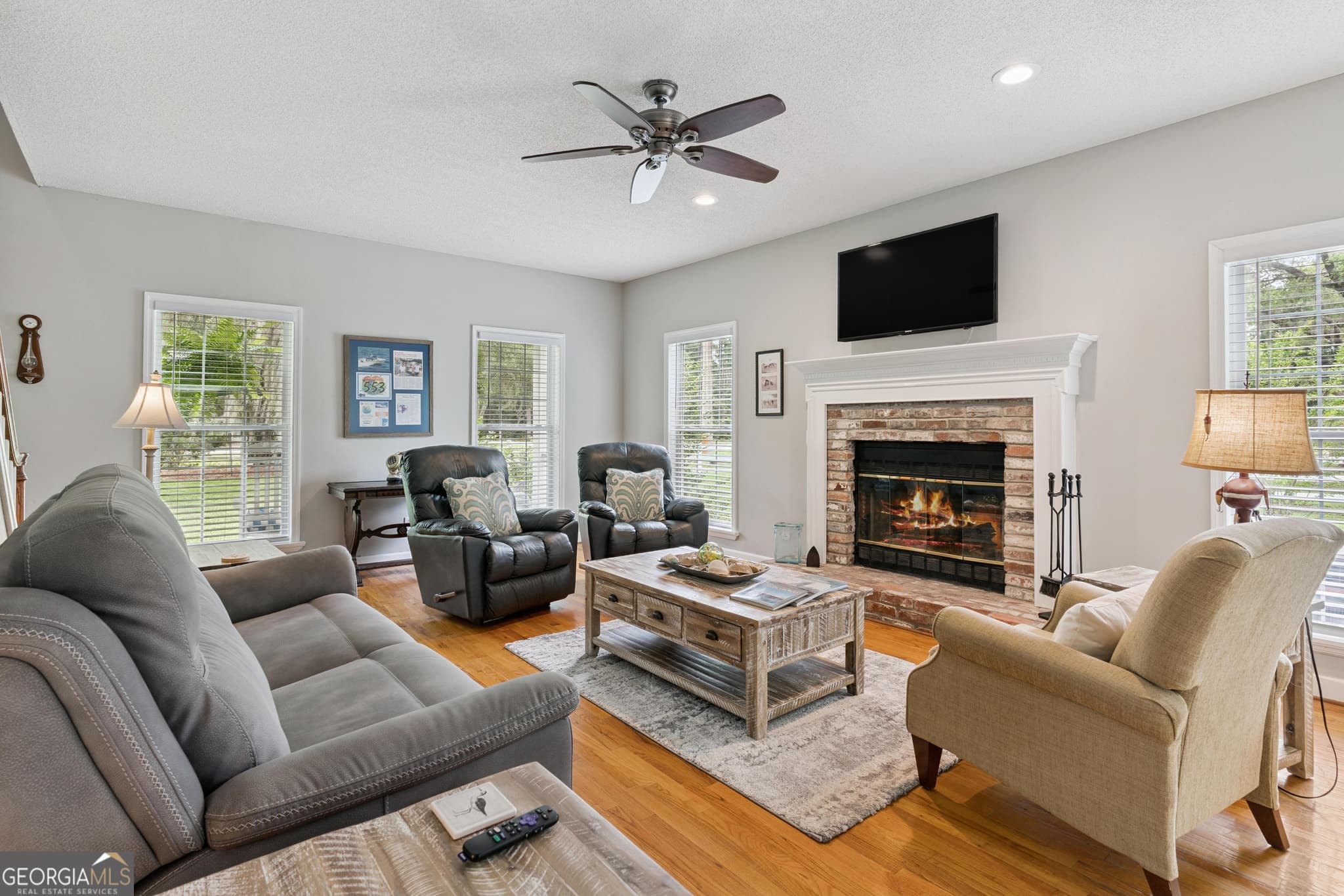 5 bedroom, 2.5 bathroom, 2,523 sq ft single family residence for sale at 112 Burns Landing, St. Simons, GA 31522 — photo 9