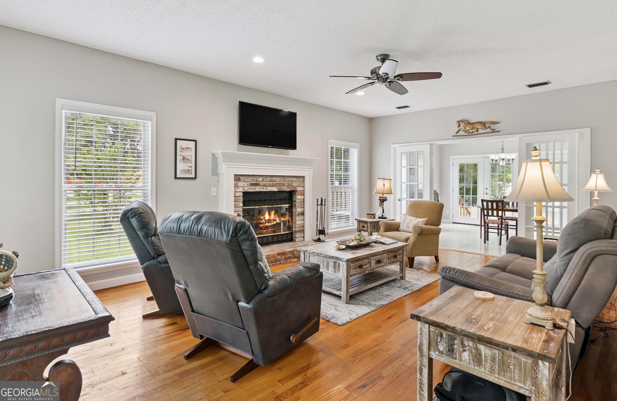 5 bedroom, 2.5 bathroom, 2,523 sq ft single family residence for sale at 112 Burns Landing, St. Simons, GA 31522 — photo 8