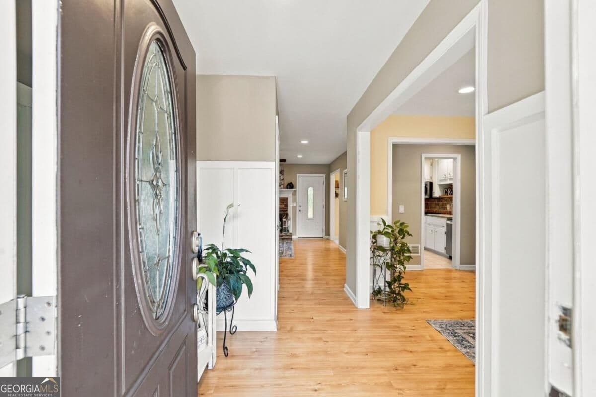 4 bedroom, 2 bathroom, 2,195 sq ft single family residence for sale at 120 Hobson Drive, Jasper, GA 30143 — photo 7